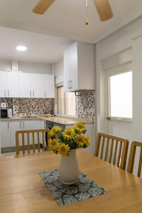 El Patio De La Vina By Gades Gestion Apartment Кадис Екстериор снимка