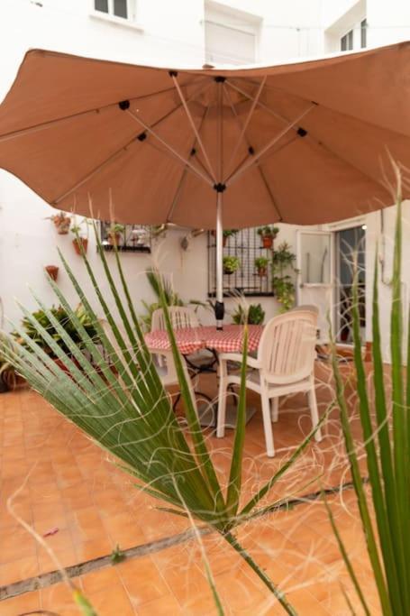 El Patio De La Vina By Gades Gestion Apartment Кадис Екстериор снимка